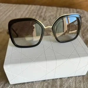 Prada | Accessories | Pradapr 57us Catwalk Sunglasses | Poshmark display picture 3